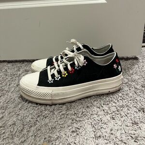 Flower converse